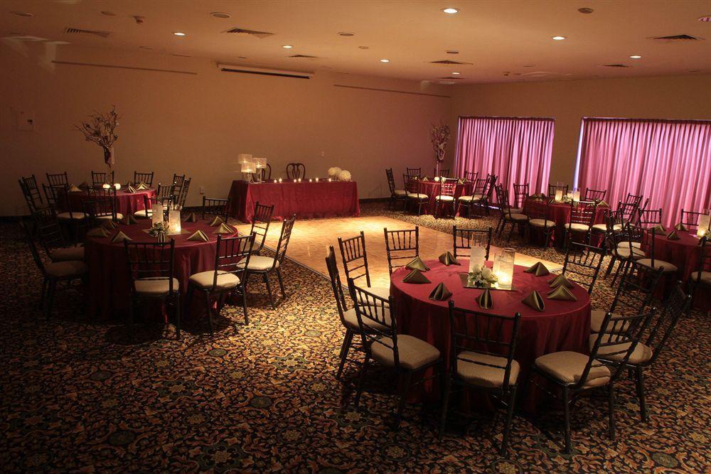 Holiday Inn Monterrey Norte By Ihg San Nicolas de los Garza Restoran gambar